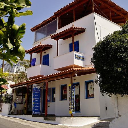 Idroussa Batsíon Exterior foto