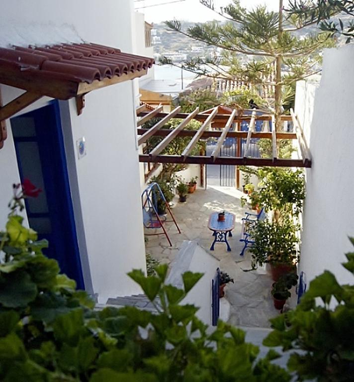 Idroussa Batsíon Exterior foto