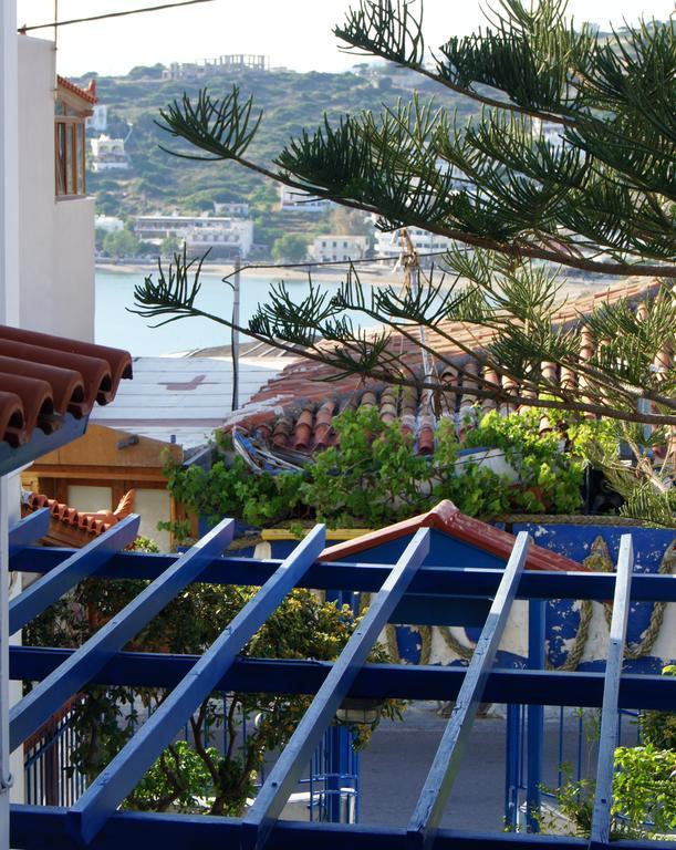 Idroussa Batsíon Exterior foto