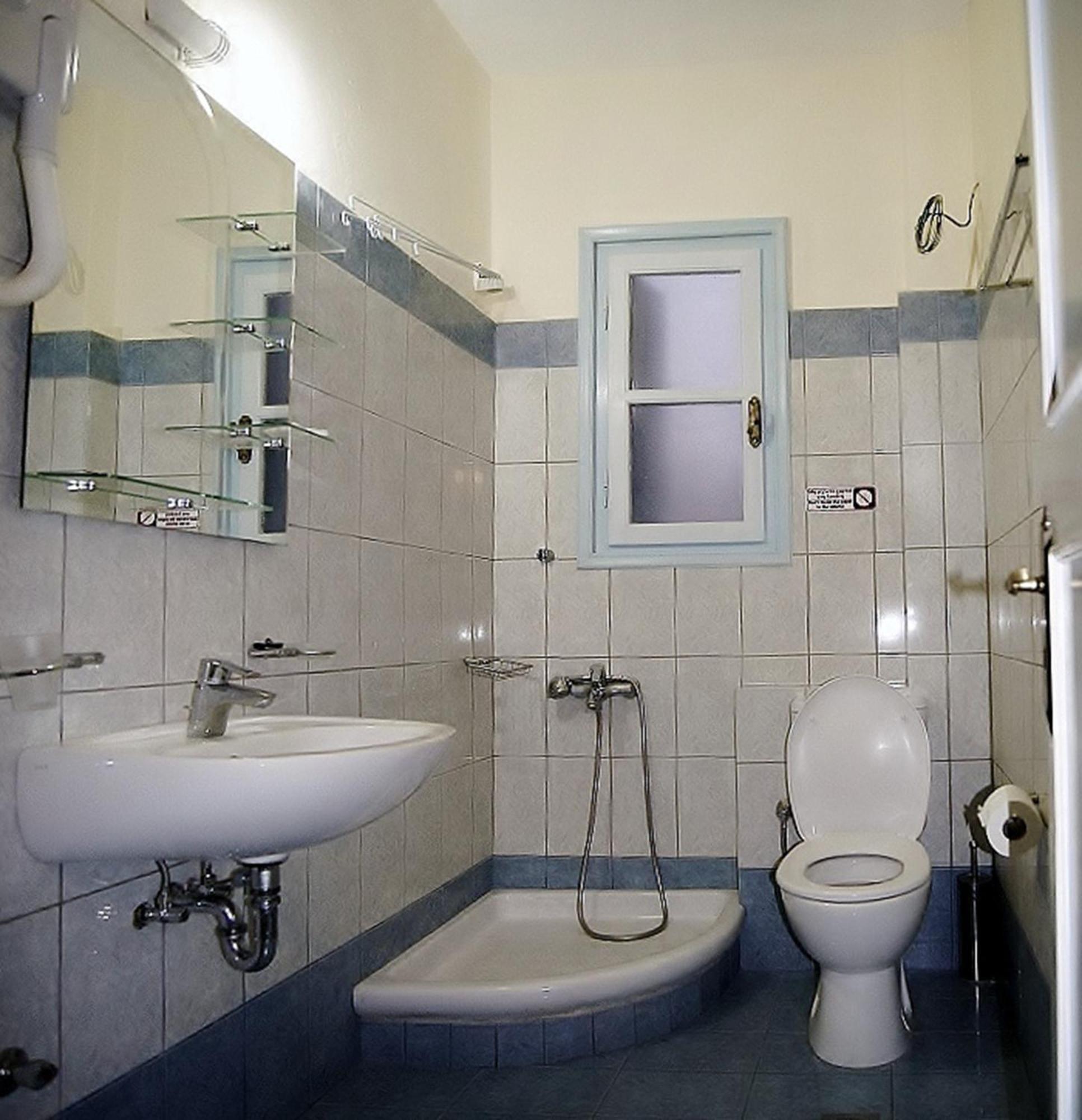 Idroussa Batsíon Quarto foto