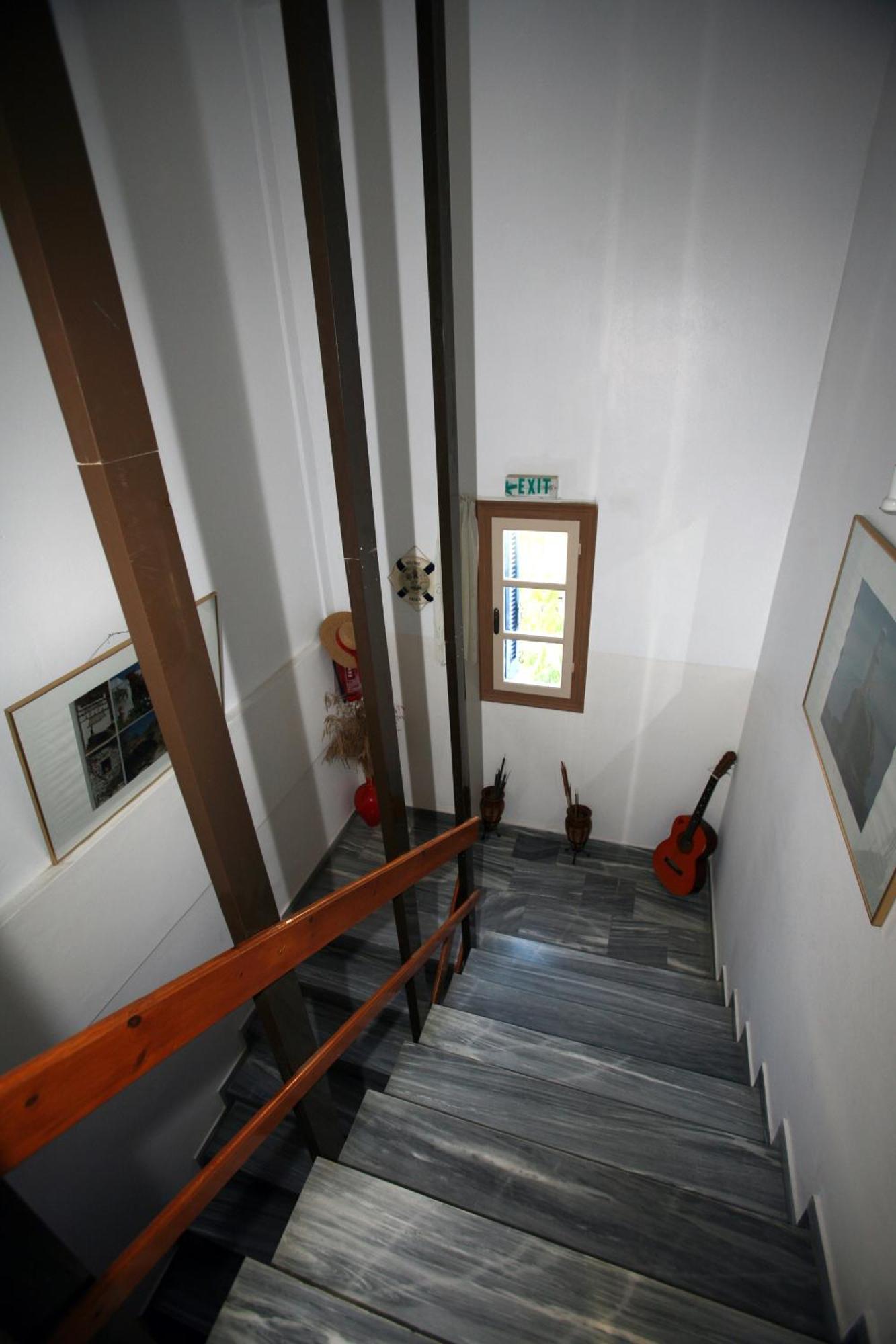 Idroussa Batsíon Exterior foto