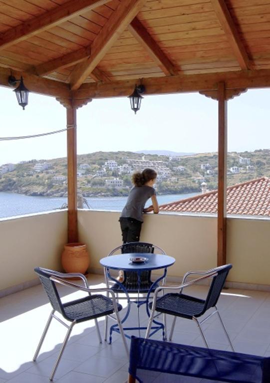 Idroussa Batsíon Exterior foto