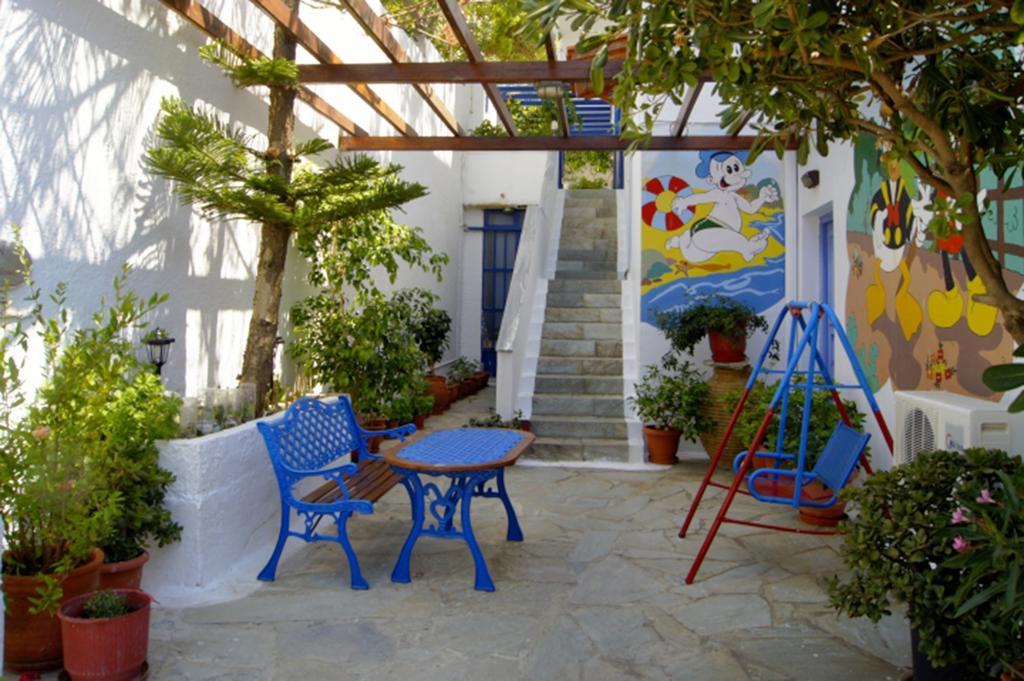 Idroussa Batsíon Exterior foto